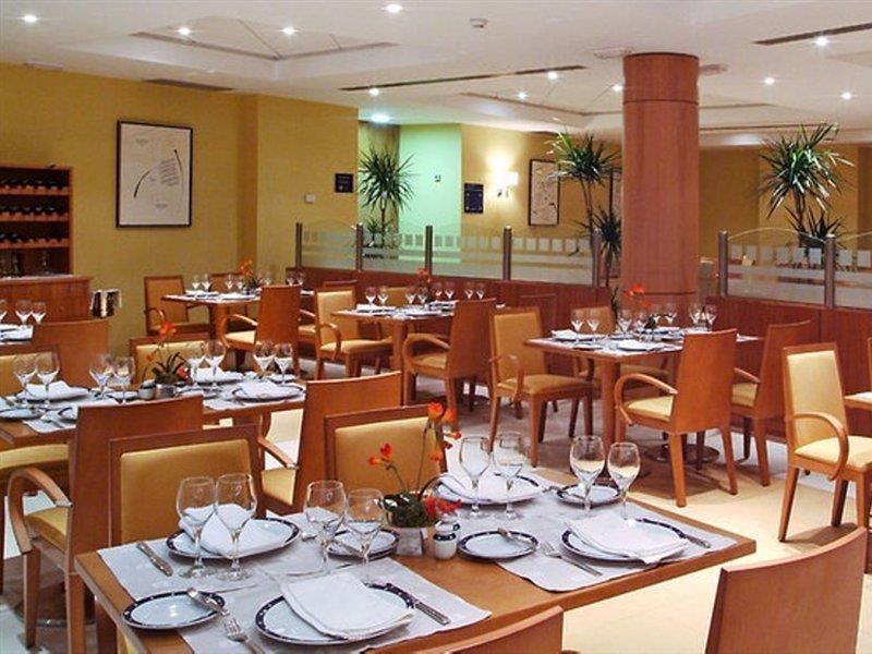 Vertice Indalo Almería Restauracja zdjęcie